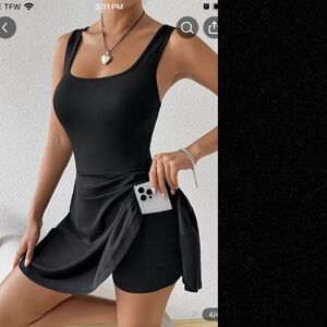 Black Sleeveless Dress with Pocket